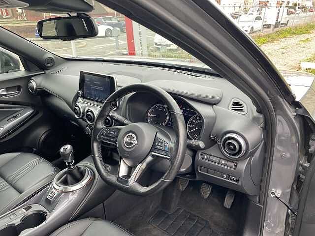 Nissan Juke Hatchback 1.0 DiG-T Tekna 5dr