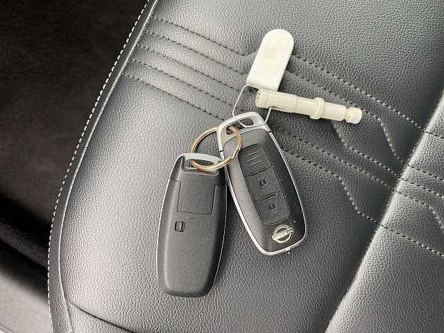 Nissan Juke Hatchback 1.0 DiG-T Tekna 5dr