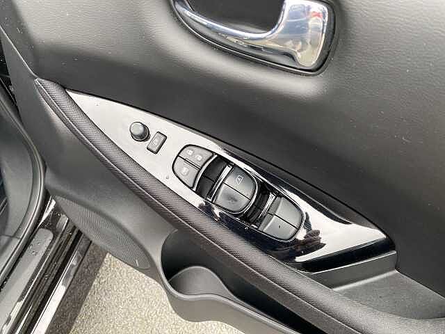 Nissan Leaf Hatchback 110kW N-Connecta 39kWh 5dr Auto
