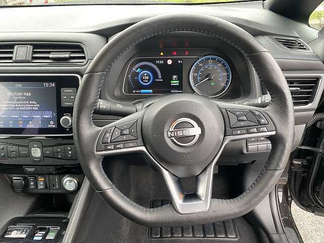 Nissan Leaf Hatchback 110kW N-Connecta 39kWh 5dr Auto