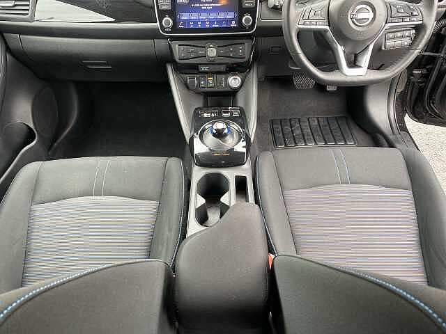 Nissan Leaf Hatchback 110kW N-Connecta 39kWh 5dr Auto