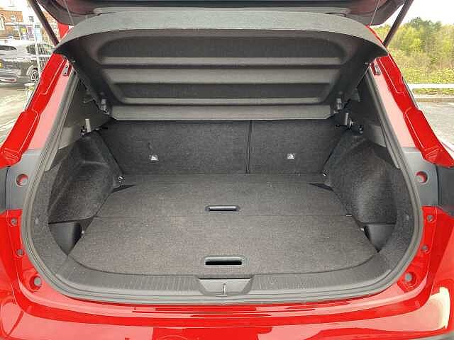 Nissan Qashqai Hatchback 1.3 DiG-T MHEV 140 N-Connecta 5dr