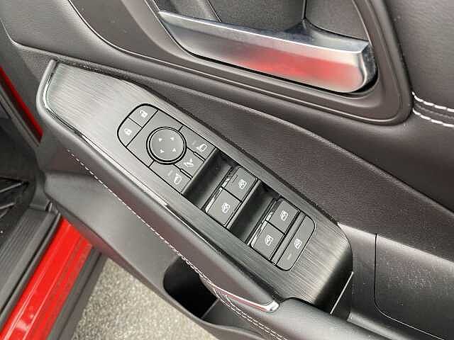 Nissan Qashqai Hatchback 1.3 DiG-T MHEV 140 N-Connecta 5dr