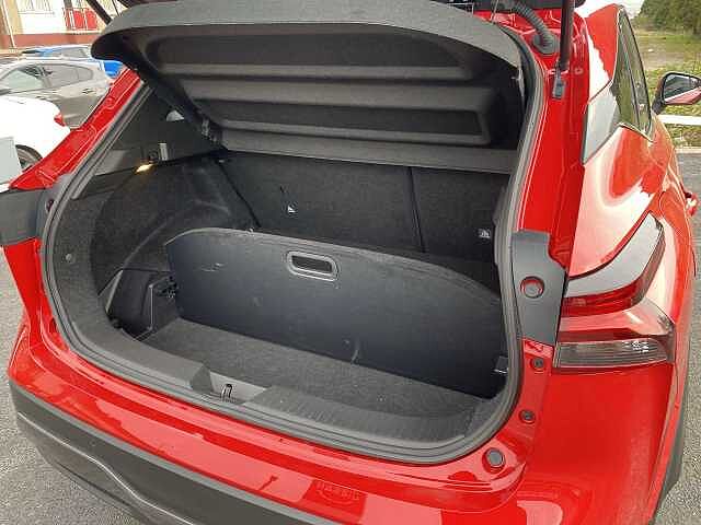 Nissan Qashqai Hatchback 1.3 DiG-T MHEV 140 N-Connecta 5dr