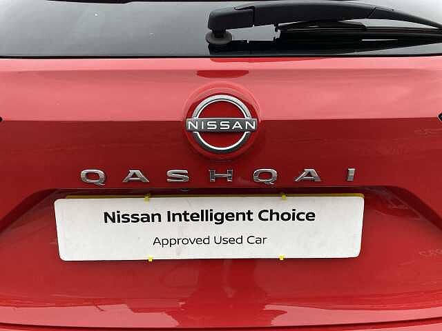 Nissan Qashqai Hatchback 1.3 DiG-T MHEV 140 N-Connecta 5dr