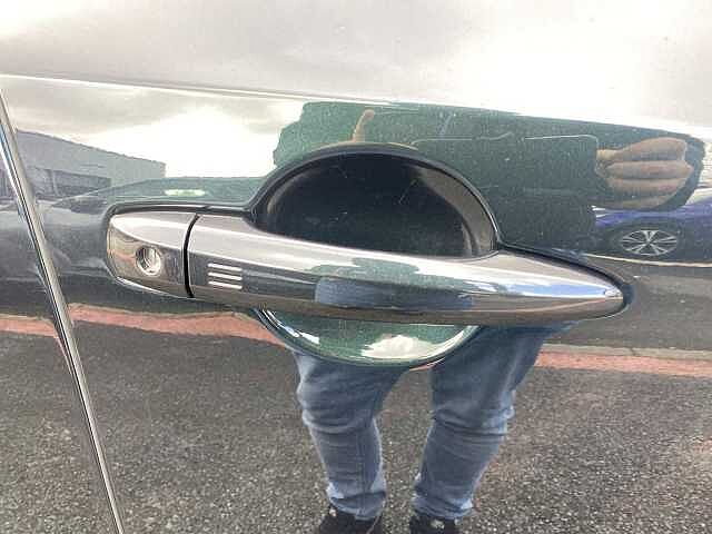 Nissan Ariya 63kWh Advance 160kW 5dr