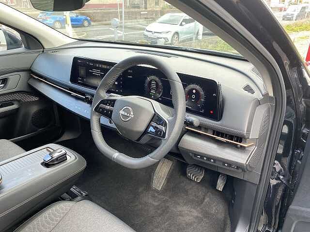 Nissan Ariya 63kWh Advance 160kW 5dr