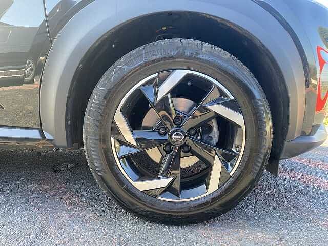 Nissan Juke Hatchback 1.0 DiG-T N-Connecta 5dr