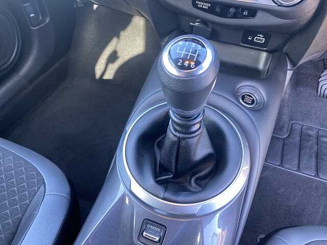 Nissan Juke Hatchback 1.0 DiG-T N-Connecta 5dr