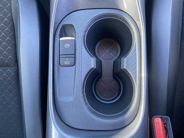 Nissan Juke Hatchback 1.0 DiG-T N-Connecta 5dr