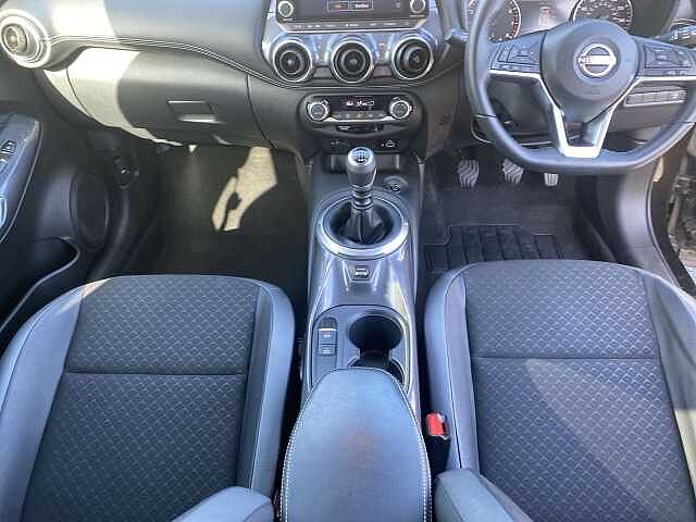 Nissan Juke Hatchback 1.0 DiG-T N-Connecta 5dr