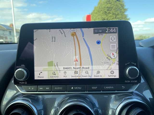 Nissan Juke Hatchback 1.0 DiG-T N-Connecta 5dr