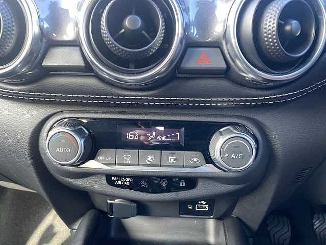 Nissan Juke Hatchback 1.0 DiG-T N-Connecta 5dr