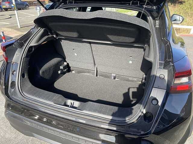 Nissan Juke Hatchback 1.0 DiG-T N-Connecta 5dr