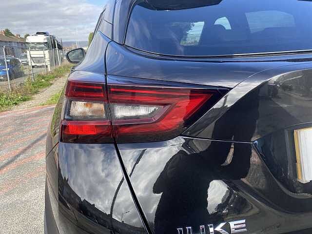 Nissan Juke Hatchback 1.0 DiG-T N-Connecta 5dr