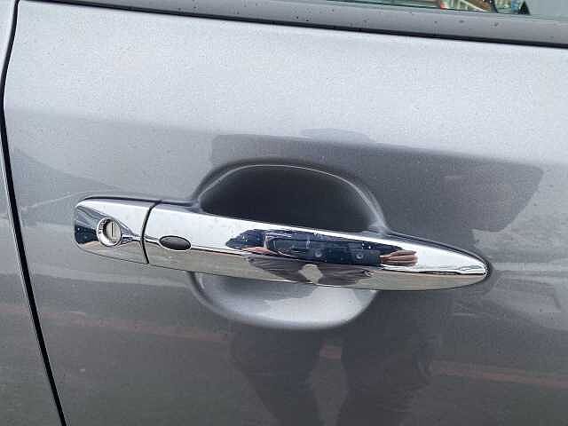 Nissan Leaf Hatchback 110kW N-Connecta 39kWh 5dr Auto