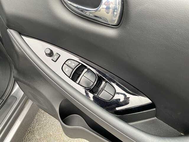 Nissan Leaf Hatchback 110kW N-Connecta 39kWh 5dr Auto
