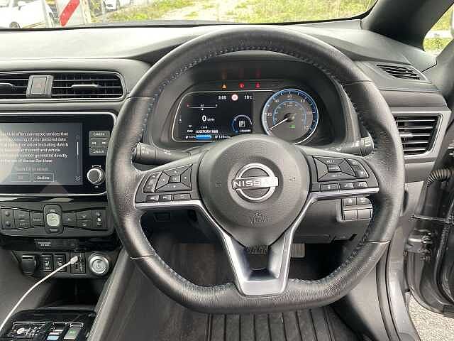 Nissan Leaf Hatchback 110kW N-Connecta 39kWh 5dr Auto