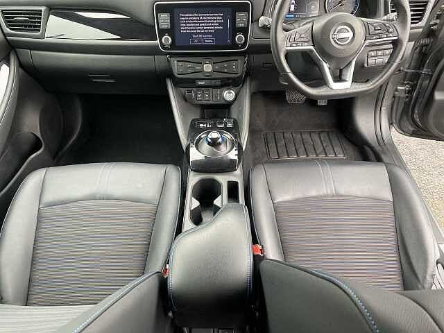 Nissan Leaf Hatchback 110kW N-Connecta 39kWh 5dr Auto