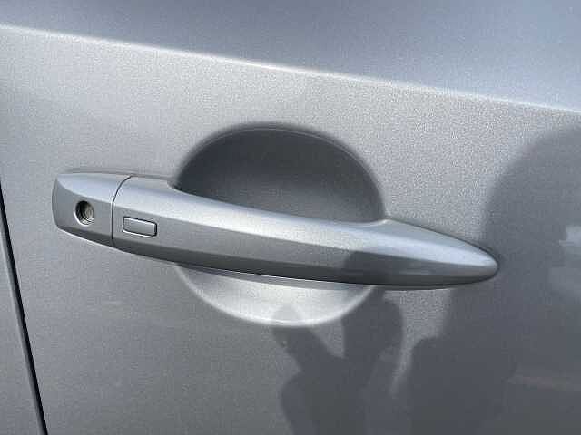 Nissan Qashqai Hatchback 1.3 DiG-T MHEV 140 Acenta Premium 5dr