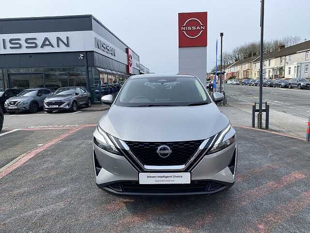 Nissan Qashqai Hatchback 1.3 DiG-T MHEV 140 Acenta Premium 5dr