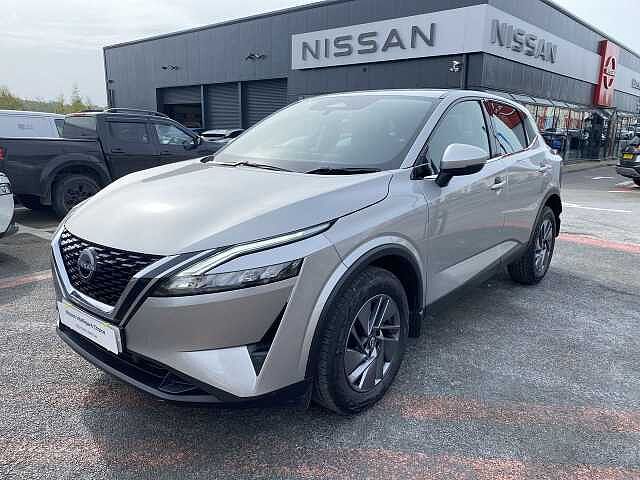 Nissan Qashqai Hatchback 1.3 DiG-T MHEV 140 Acenta Premium 5dr