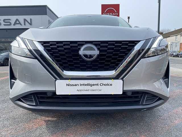 Nissan Qashqai Hatchback 1.3 DiG-T MHEV 140 Acenta Premium 5dr