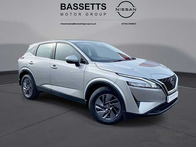 Nissan Qashqai Hatchback 1.3 DiG-T MHEV 140 Acenta Premium 5dr