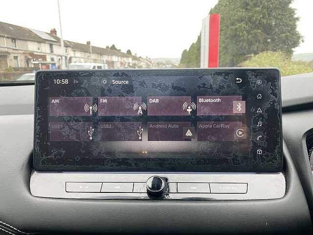 Nissan Qashqai Hatchback 1.3 DiG-T MHEV 140 N-Connecta 5dr