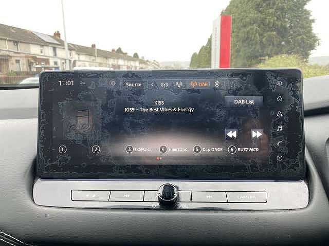 Nissan Qashqai Hatchback 1.3 DiG-T MHEV 140 N-Connecta 5dr