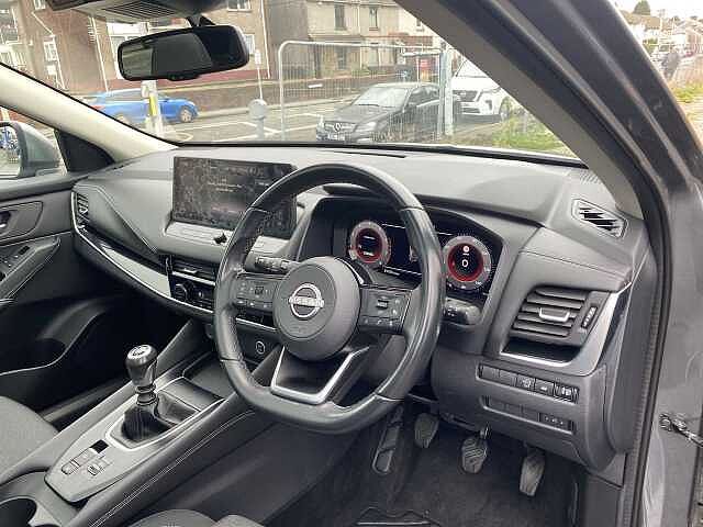 Nissan Qashqai Hatchback 1.3 DiG-T MHEV 140 N-Connecta 5dr