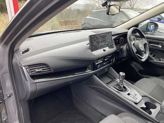 Nissan Qashqai Hatchback 1.3 DiG-T MHEV 140 N-Connecta 5dr