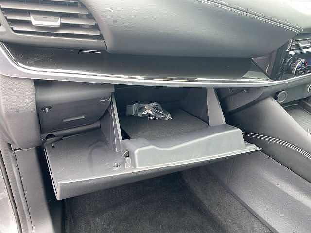 Nissan Qashqai Hatchback 1.3 DiG-T MHEV 140 N-Connecta 5dr