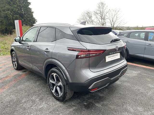Nissan Qashqai Hatchback 1.3 DiG-T MHEV 140 N-Connecta 5dr