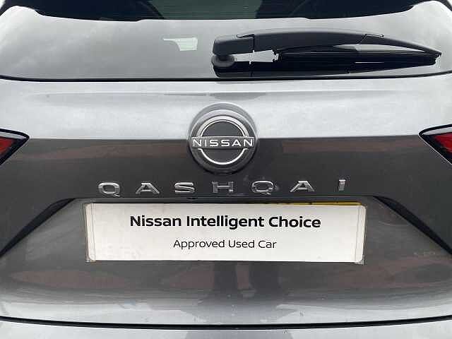 Nissan Qashqai Hatchback 1.3 DiG-T MHEV 140 N-Connecta 5dr
